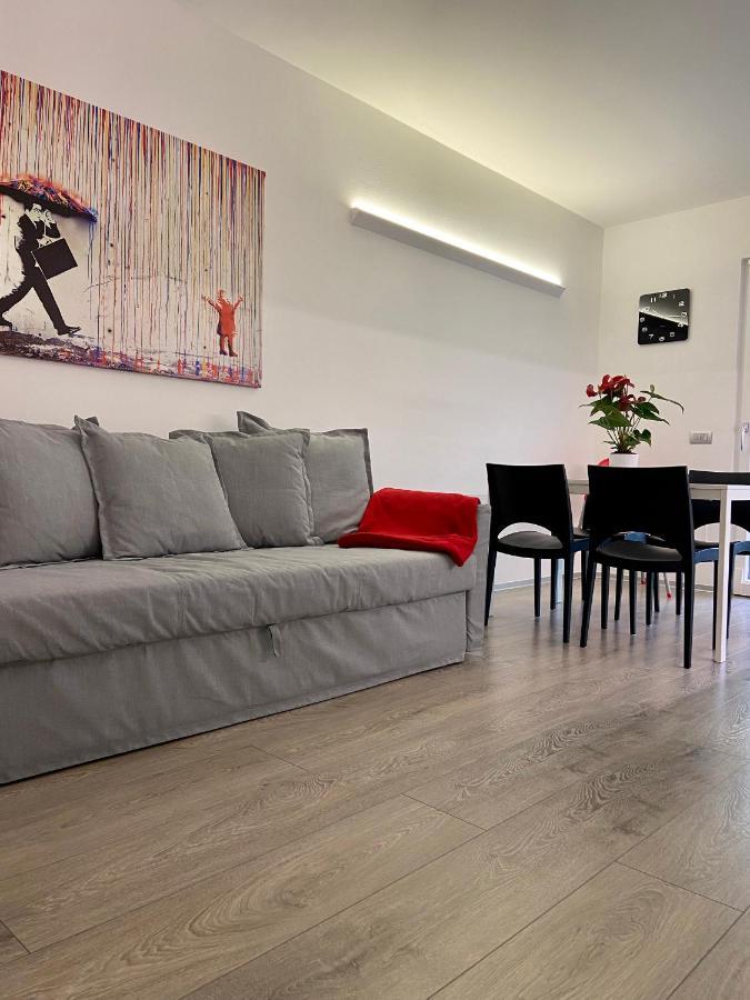 Appartamento Miranda Con Giardino Privato E Pool Екстериор снимка
